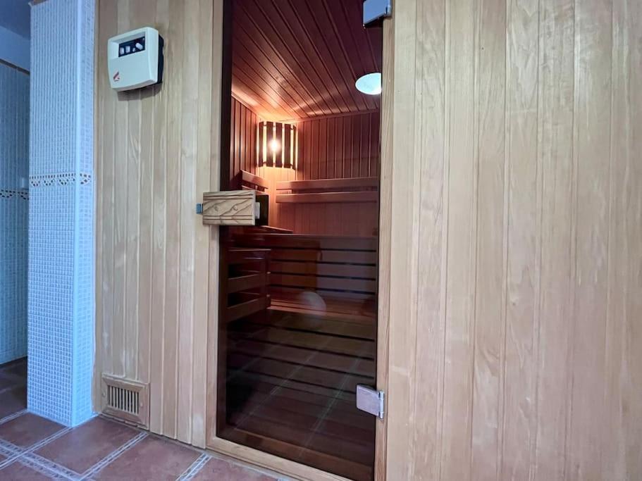 דירות פודבראדי Apartman Terasa U Kolonady מראה חיצוני תמונה