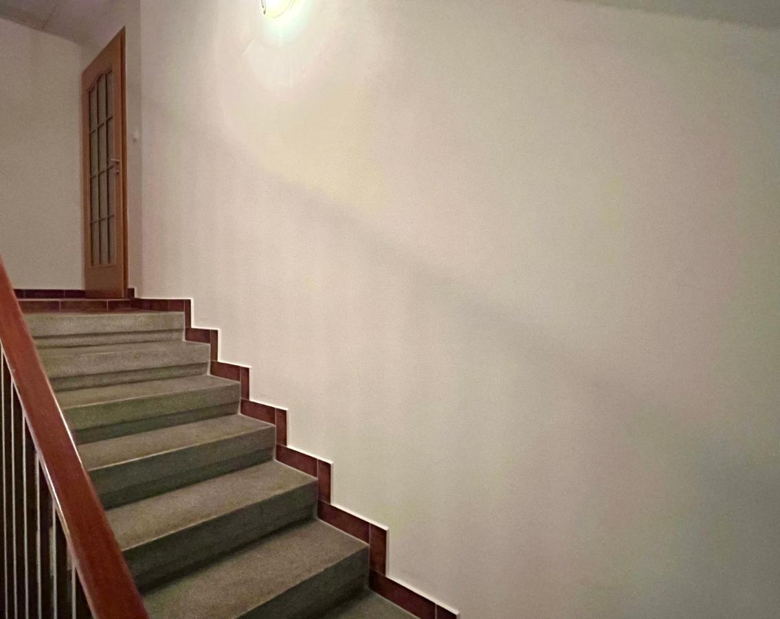 דירות פודבראדי Apartman Terasa U Kolonady מראה חיצוני תמונה